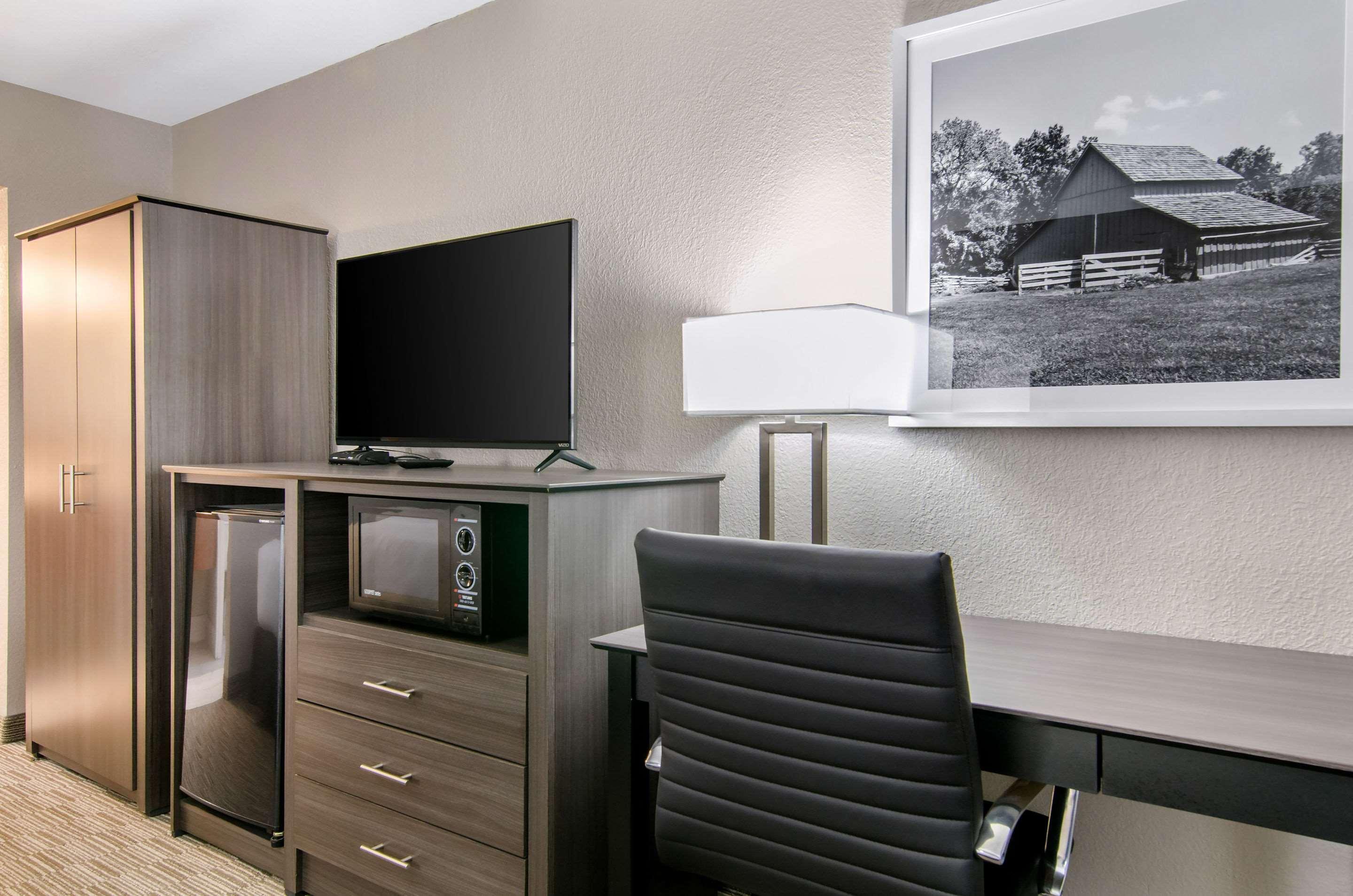 Knights Inn Emporia Luaran gambar