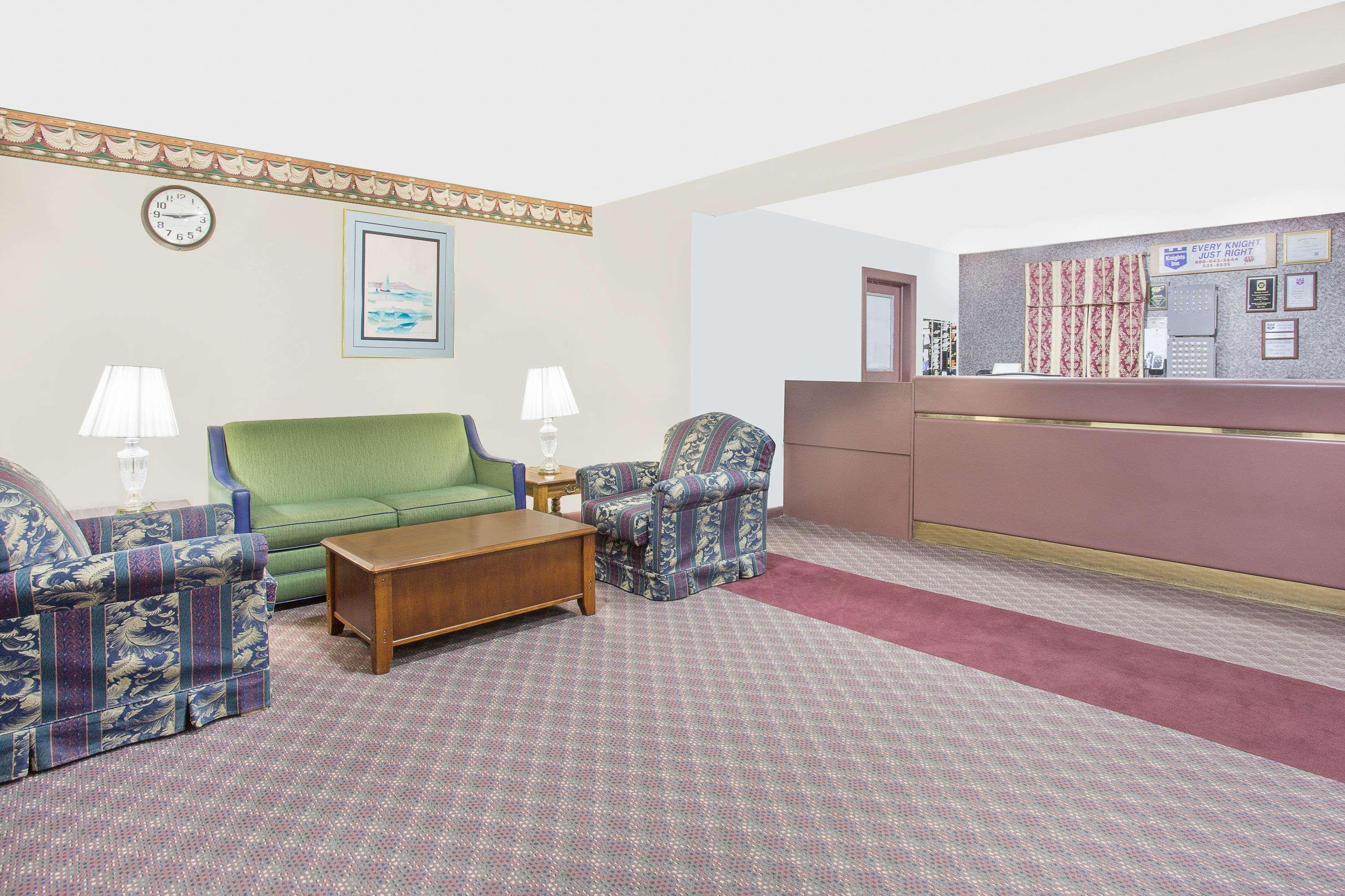 Knights Inn Emporia Luaran gambar
