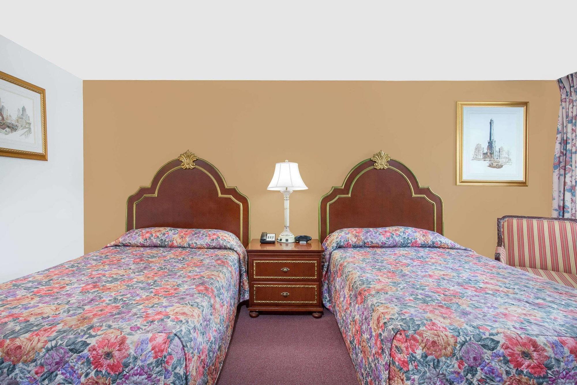 Knights Inn Emporia Luaran gambar